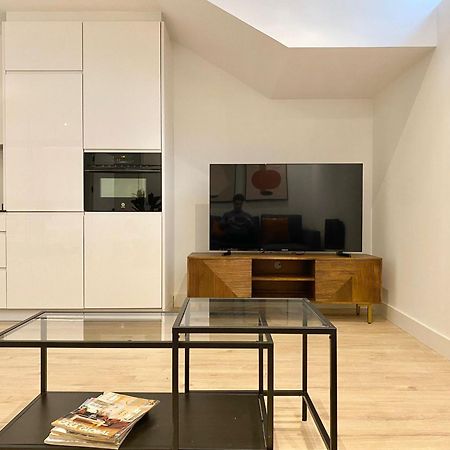 Am IV Segovia Vut Apartment ภายนอก รูปภาพ