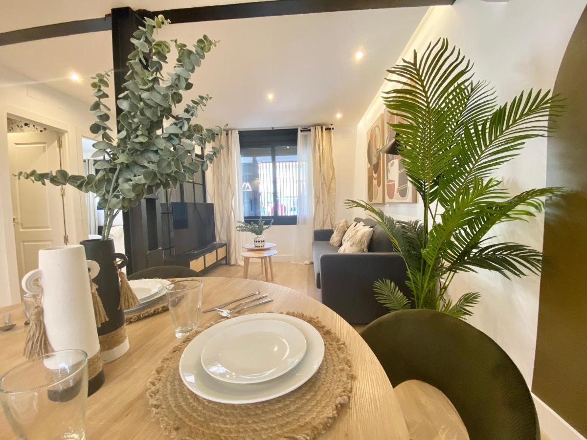 Am IV Segovia Vut Apartment ภายนอก รูปภาพ