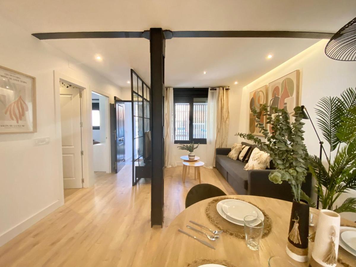 Am IV Segovia Vut Apartment ภายนอก รูปภาพ