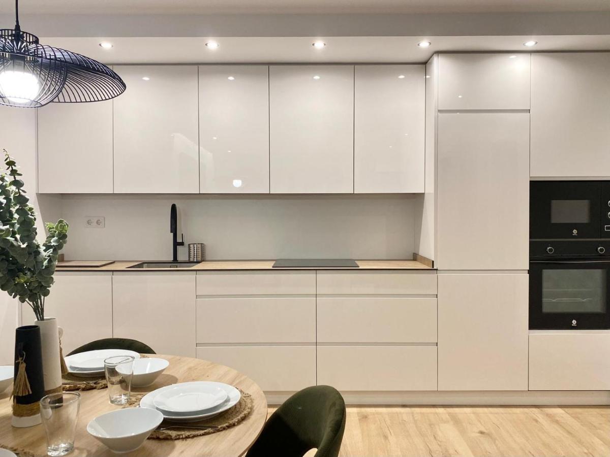 Am IV Segovia Vut Apartment ภายนอก รูปภาพ