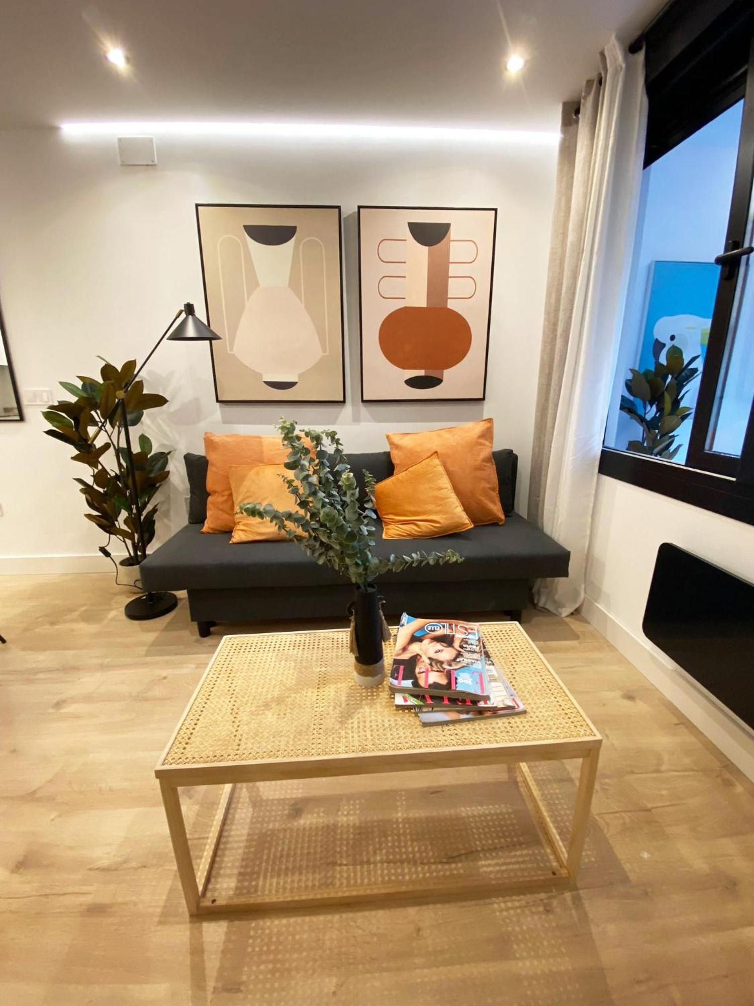 Am IV Segovia Vut Apartment ภายนอก รูปภาพ