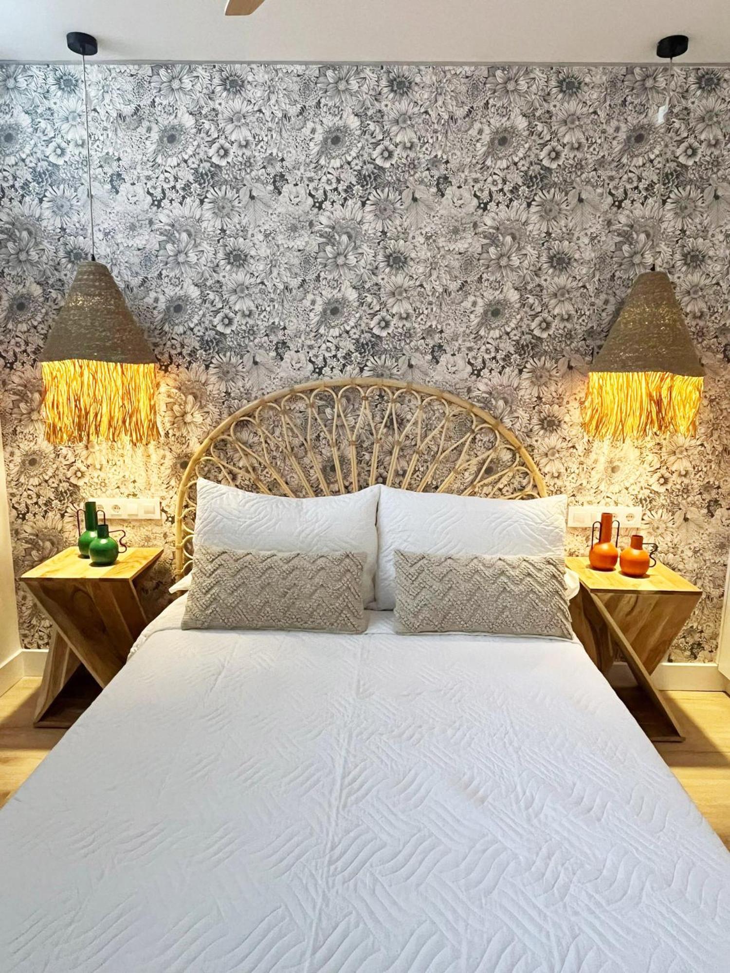 Am IV Segovia Vut Apartment ภายนอก รูปภาพ