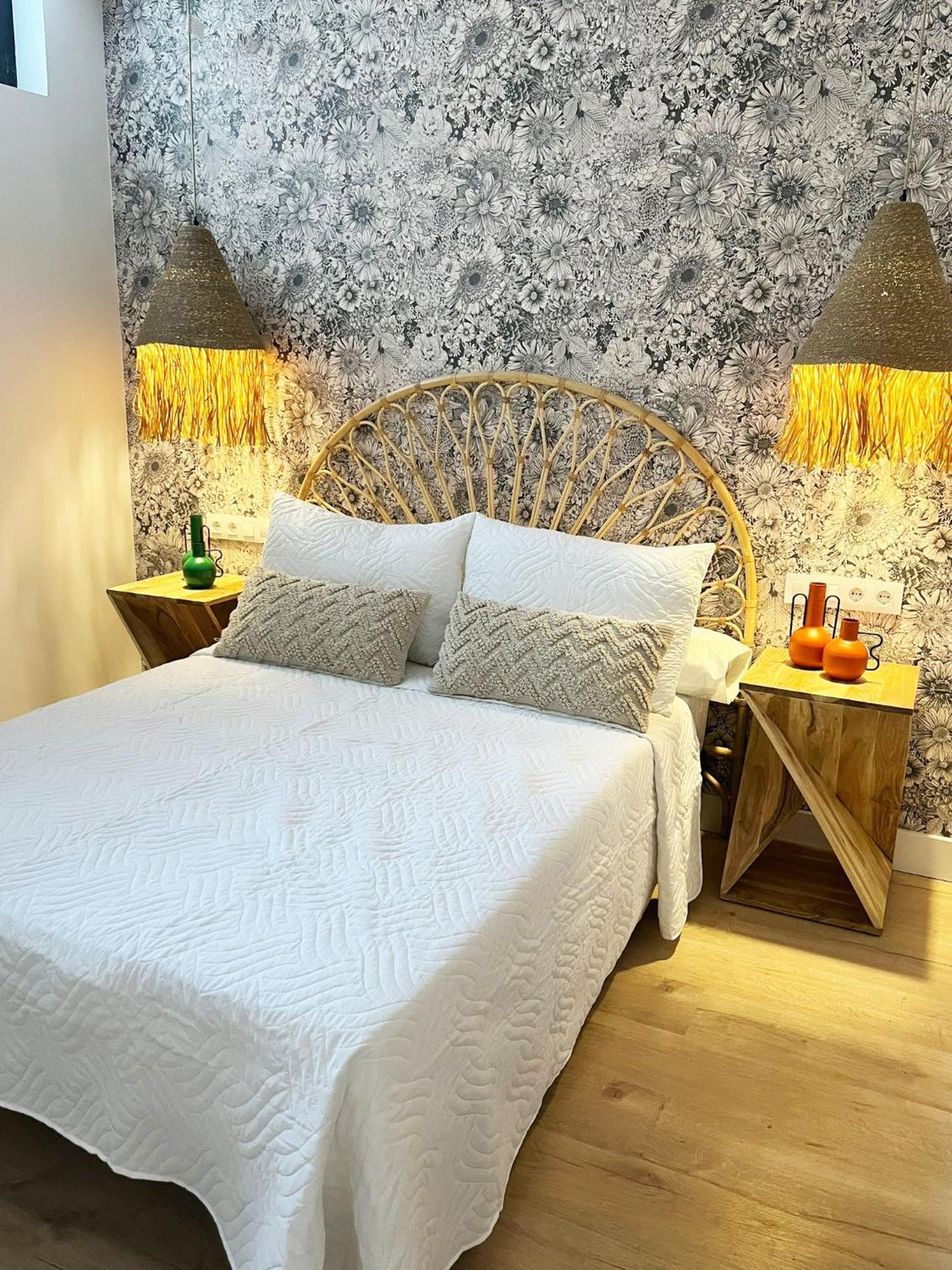 Am IV Segovia Vut Apartment ภายนอก รูปภาพ